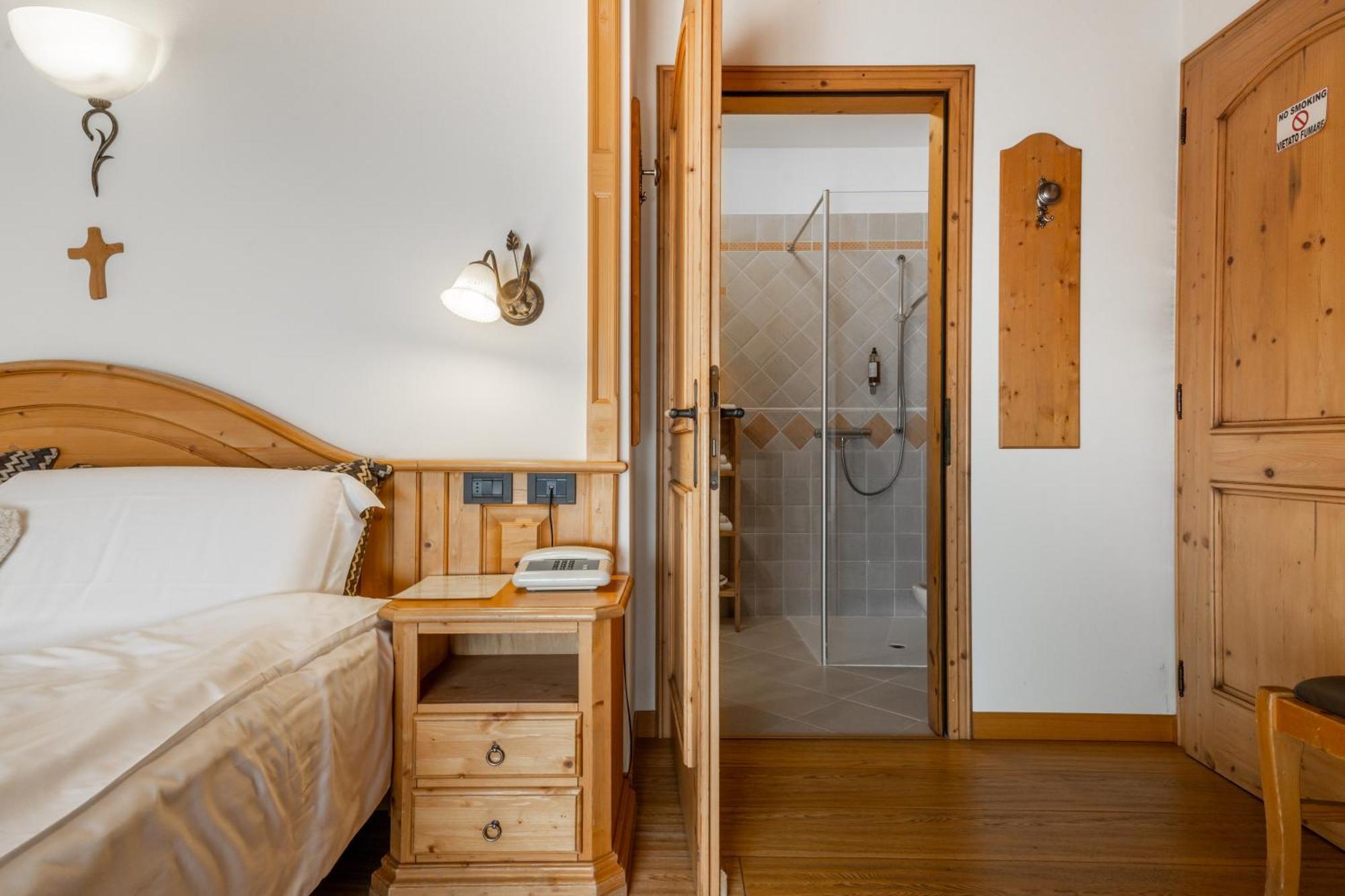 Camana Veglia Hotell Livigno Exteriör bild