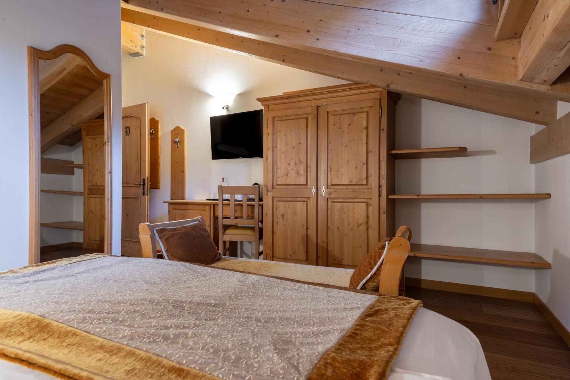 Camana Veglia Hotell Livigno Exteriör bild
