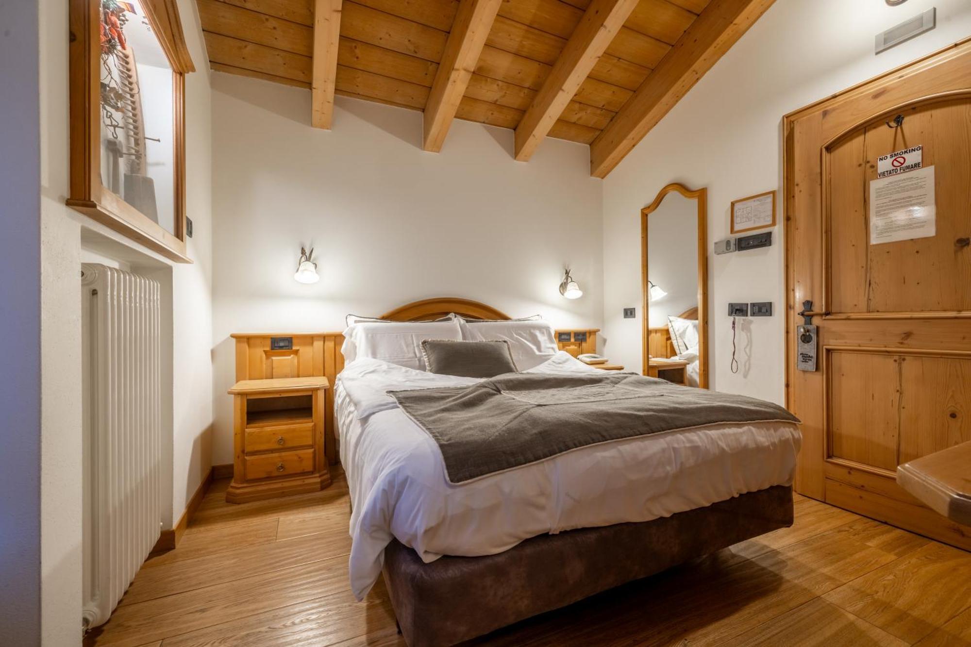Camana Veglia Hotell Livigno Exteriör bild